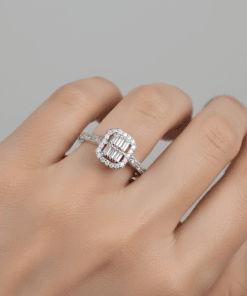 Baget Taşlı Kare Model 925 Ayar Gümüş Kadın Yüzük