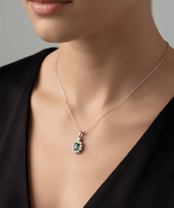 Yeşil Taşlı Zirkon Detaylı 925 Ayar Gümüş Takı Seti (Yüzük, Kolye Ve Küpe)