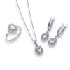 Pırlanta görünümlü beyaz taşlı zirkon detaylı 925 ayar gümüş takı seti