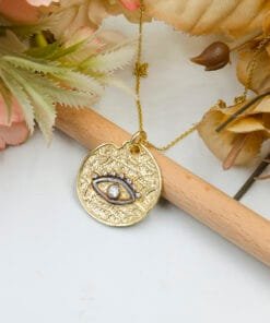 göz motif detay siyah rodaj altın kaplama kolye sol yan görünüm