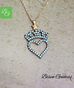 Firuze Taşlı Kraliçe Tacı Ve Kalp Temalı Kolye