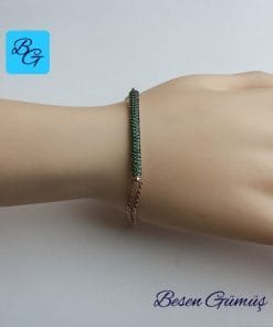 Üç Sıra Yeşil Zirkon Taşlı Çift Zincirli Bombeli Kadın Bileklik